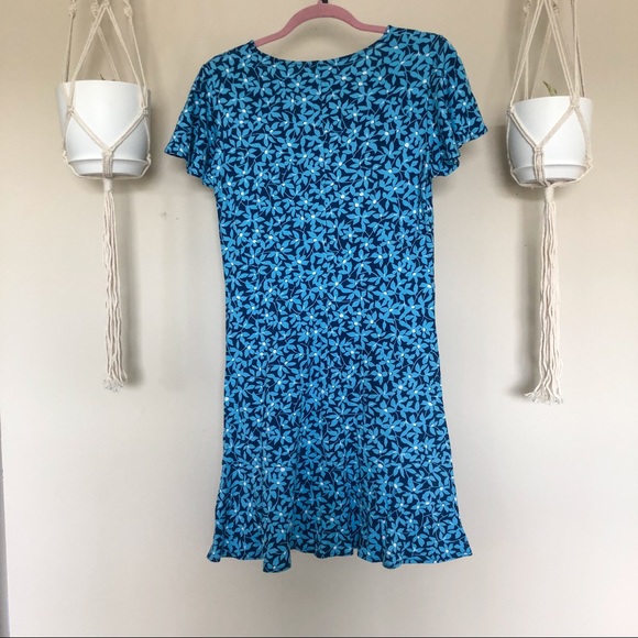 Draper James Flutter Sleeve Dress - Picture 2 of 5